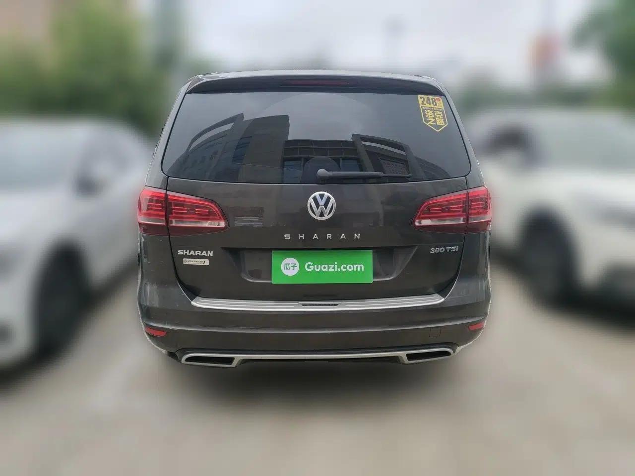 Volkswagen Sharan 2018 380TSI Luxury 7-Seater — миниатюра 5