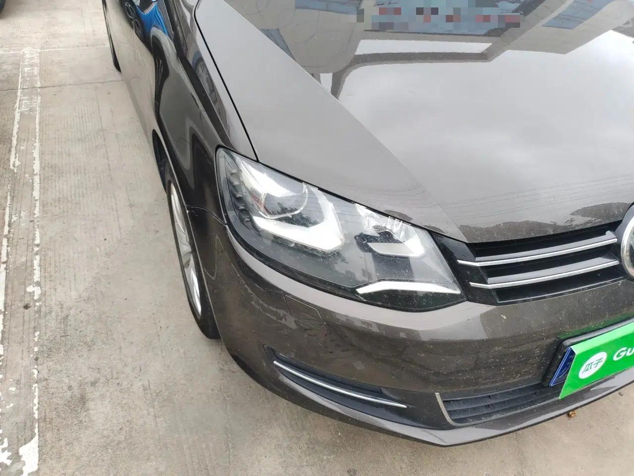 Volkswagen Sharan 2018 380TSI Luxury 7-Seater — миниатюра 7