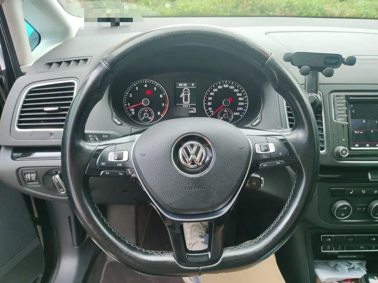 Volkswagen Sharan 2018 380TSI Luxury 7-Seater — миниатюра 10