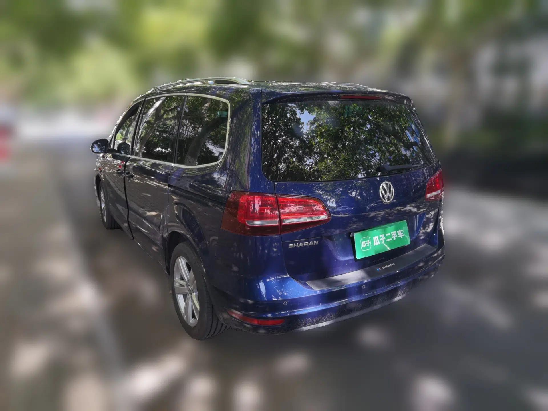 Volkswagen Sharan 2018 Revised Version 380TSI Comfort Edition 7-Seater — миниатюра 4