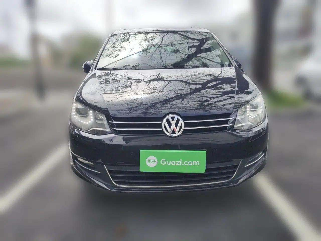 Volkswagen Sharan 2013 2.0 TSI Standard Model — миниатюра 2