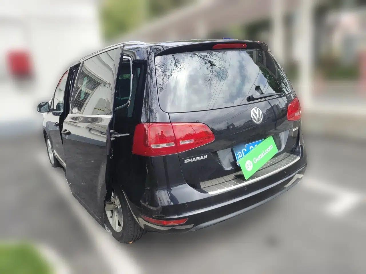 Volkswagen Sharan 2013 2.0 TSI Standard Model — миниатюра 4