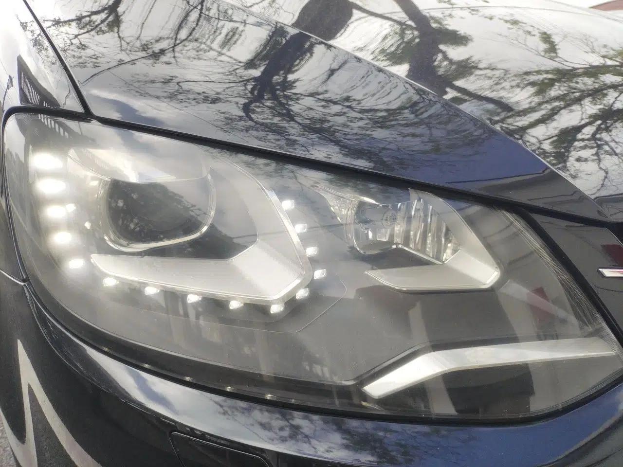 Volkswagen Sharan 2013 2.0 TSI Standard Model — миниатюра 7