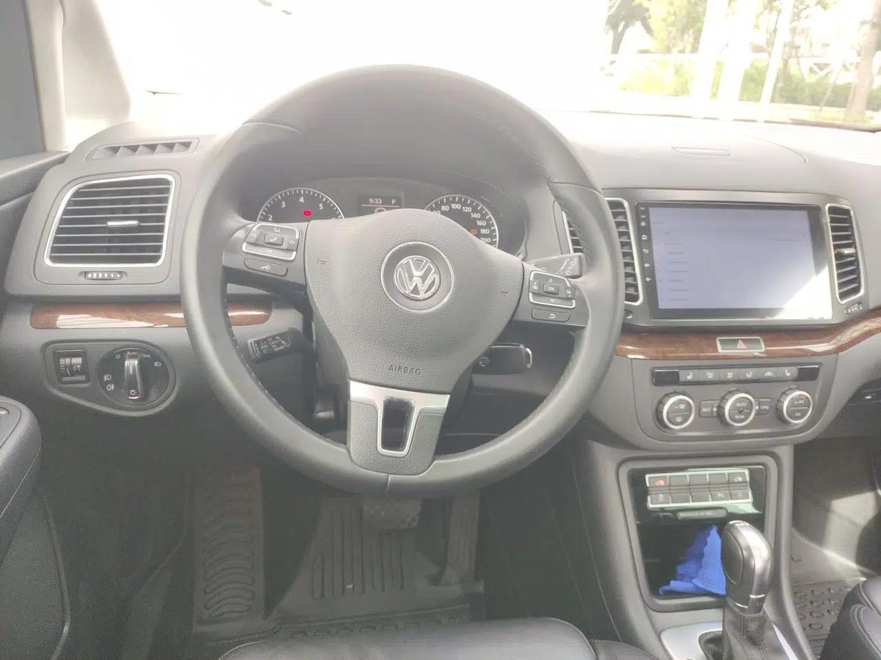 Volkswagen Sharan 2013 2.0 TSI Standard Model — миниатюра 10