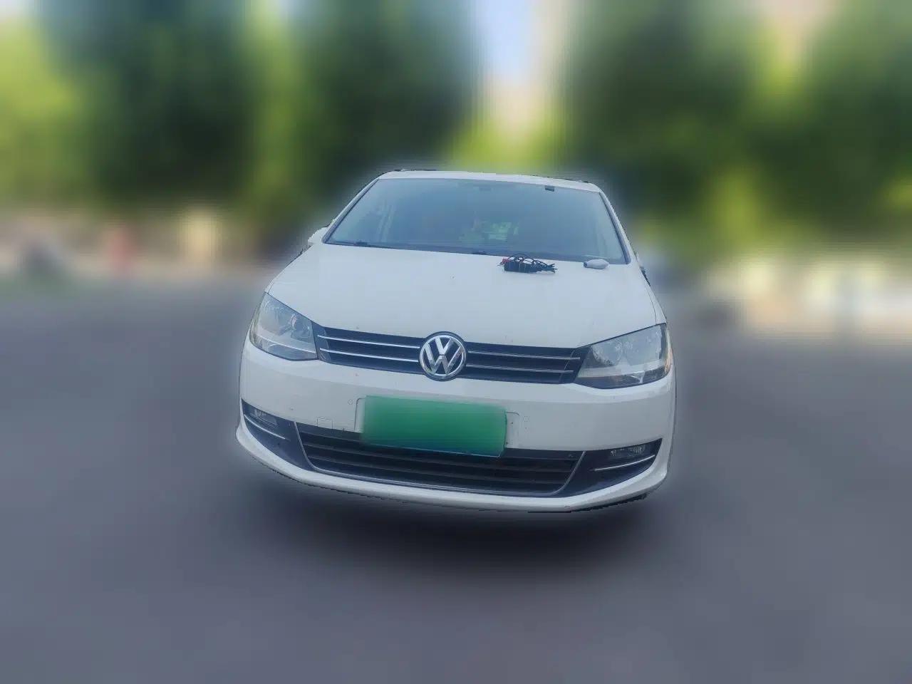 Volkswagen Sharan 2013 2.0 TSI Standard Model — миниатюра 2