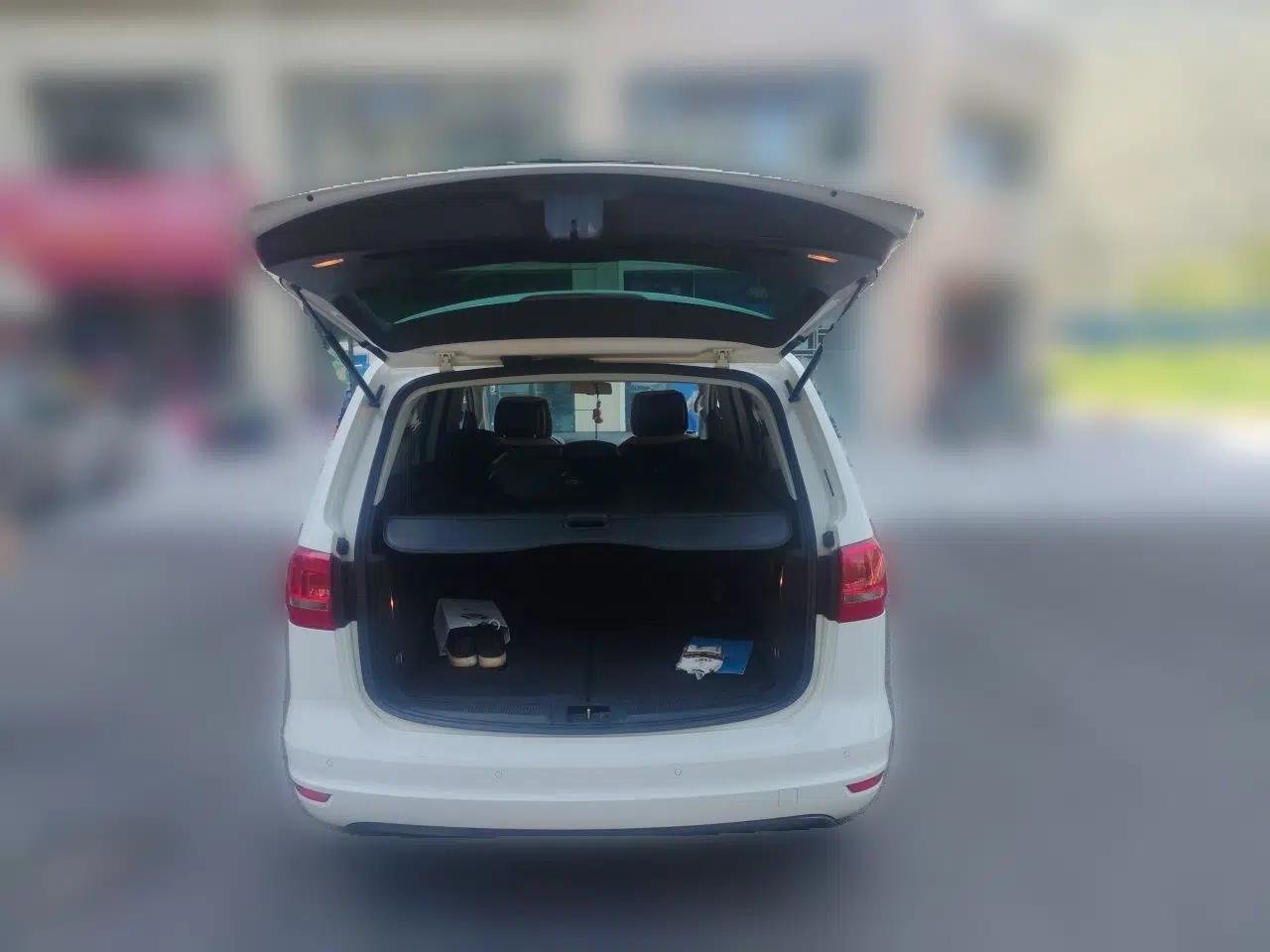 Volkswagen Sharan 2013 2.0 TSI Standard Model — миниатюра 19