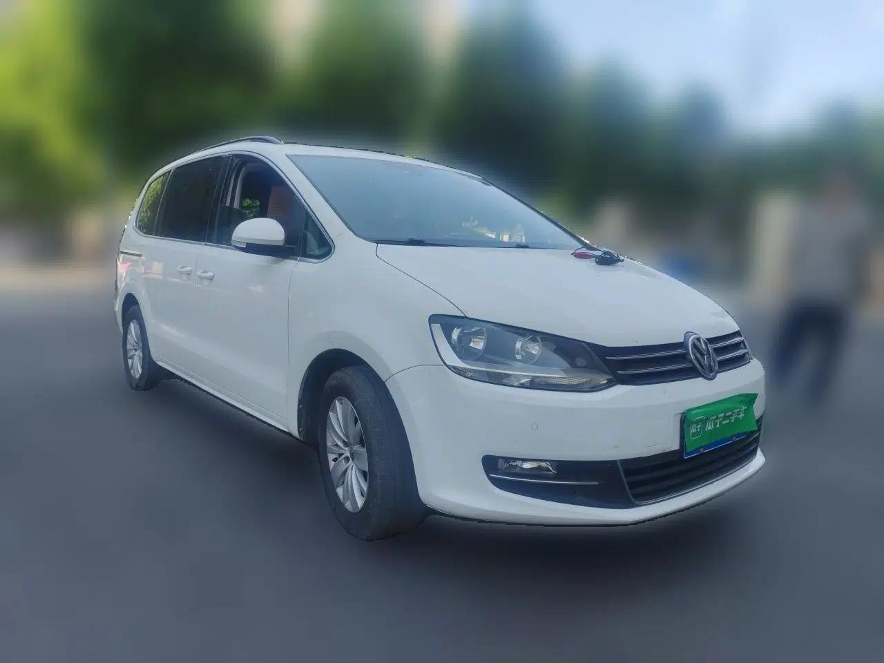 Volkswagen Sharan 2013 2.0 TSI Standard Model — миниатюра 3