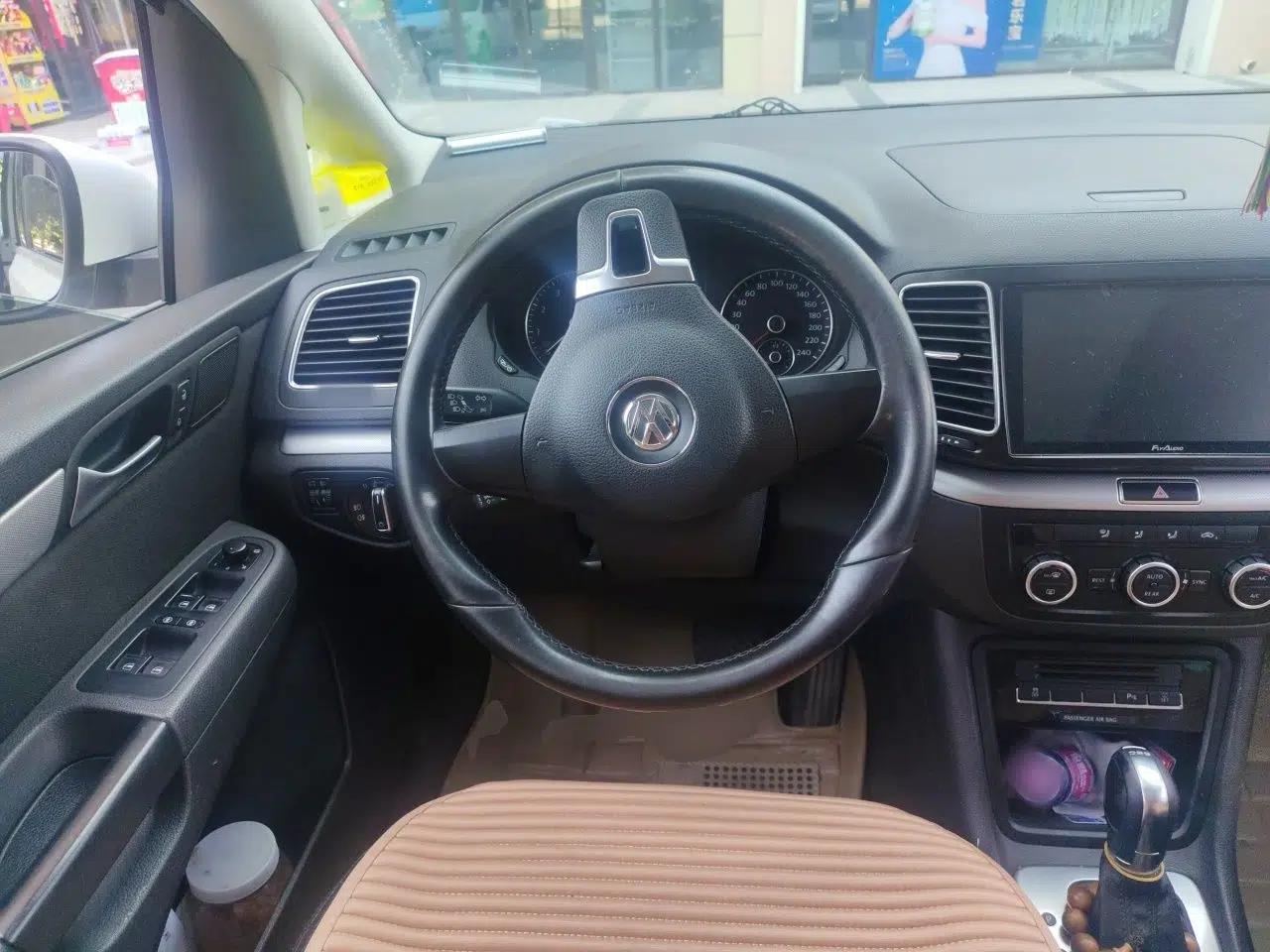 Volkswagen Sharan 2013 2.0 TSI Standard Model — миниатюра 10