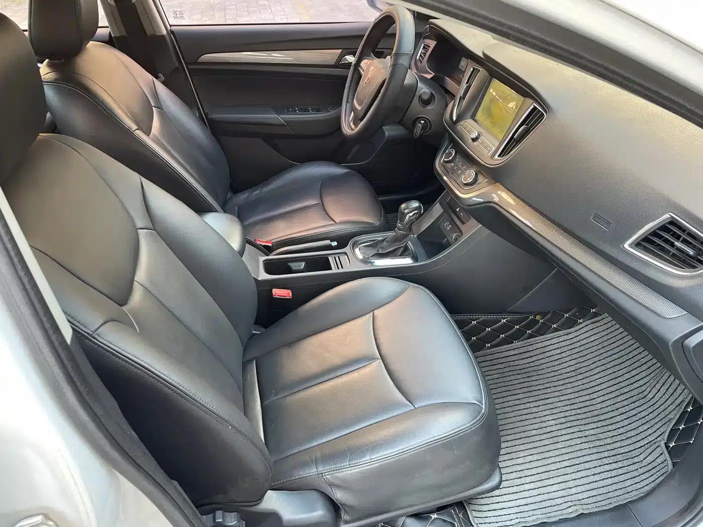 Roewe 360 2015 1.5L Automatic Deluxe Edition — миниатюра 13