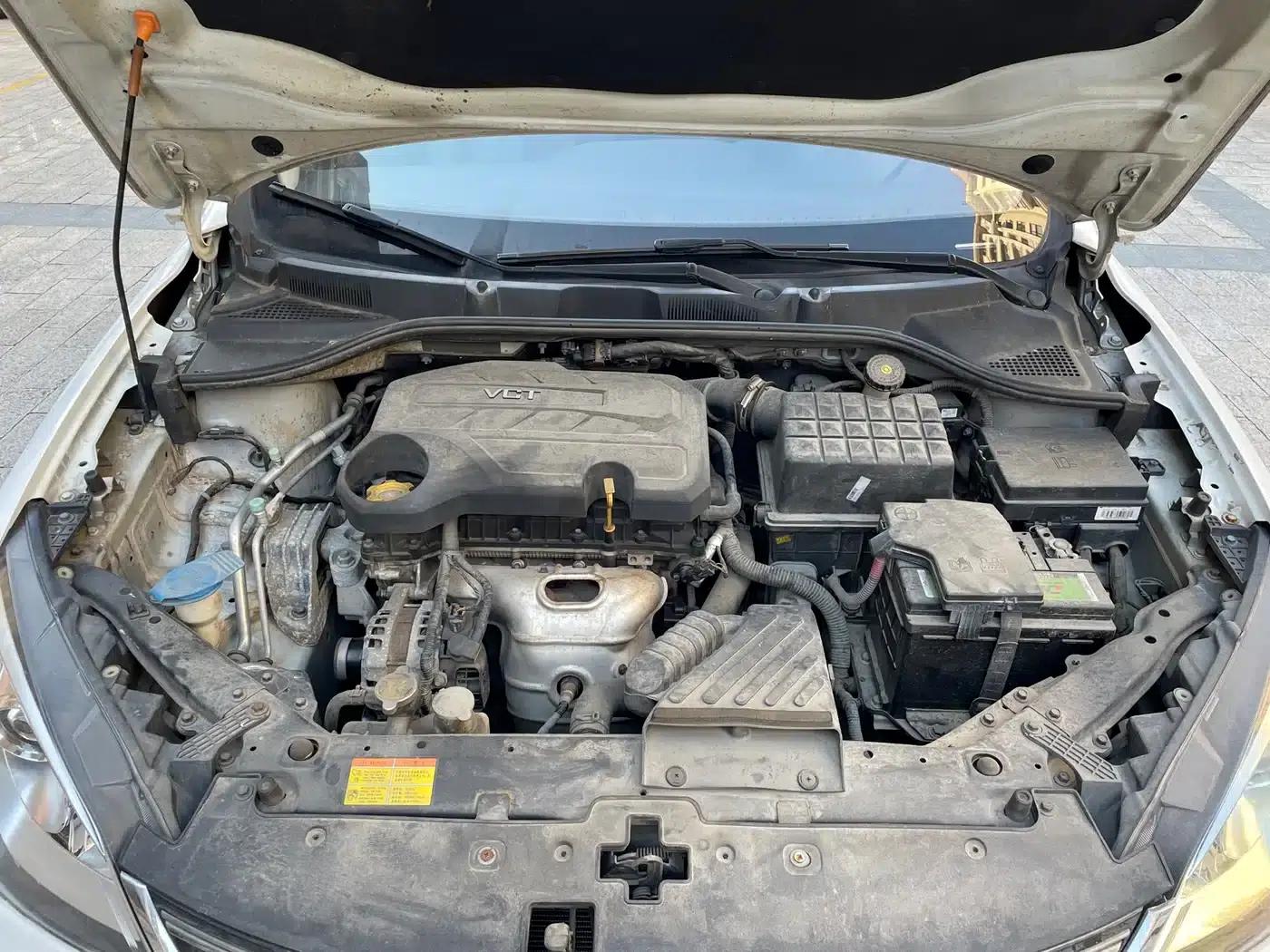 Roewe 360 2015 1.5L Automatic Deluxe Edition — миниатюра 17