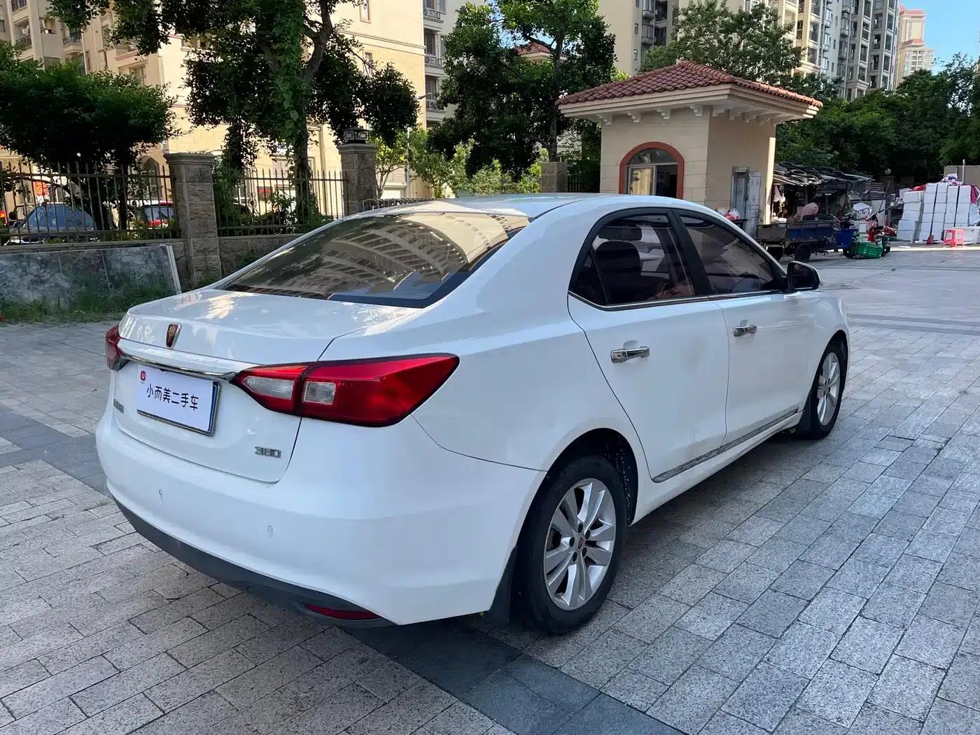 Roewe 360 2015 1.5L Automatic Deluxe Edition — миниатюра 4