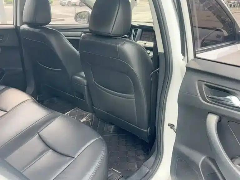 Roewe 360 2017 1.5L Automatic Deluxe Edition — миниатюра 9