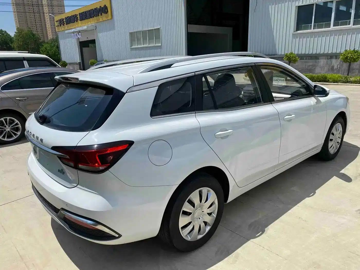 Roewe Ei5 2018 Internet Luxury Edition — миниатюра 5