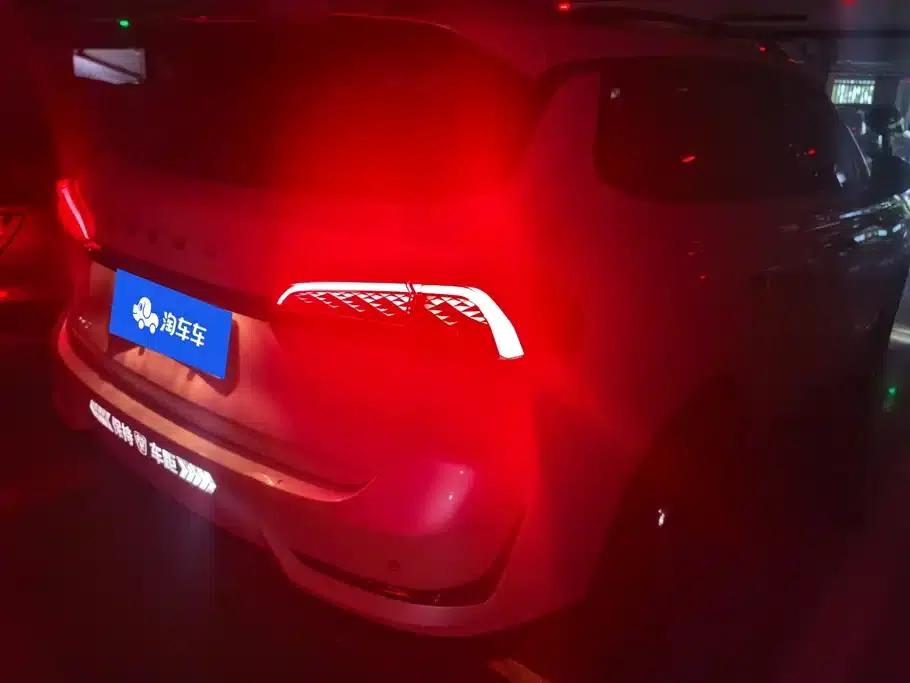 Roewe RX5 MAX 2022 1.5T Automatic Luxury Edition — миниатюра 3
