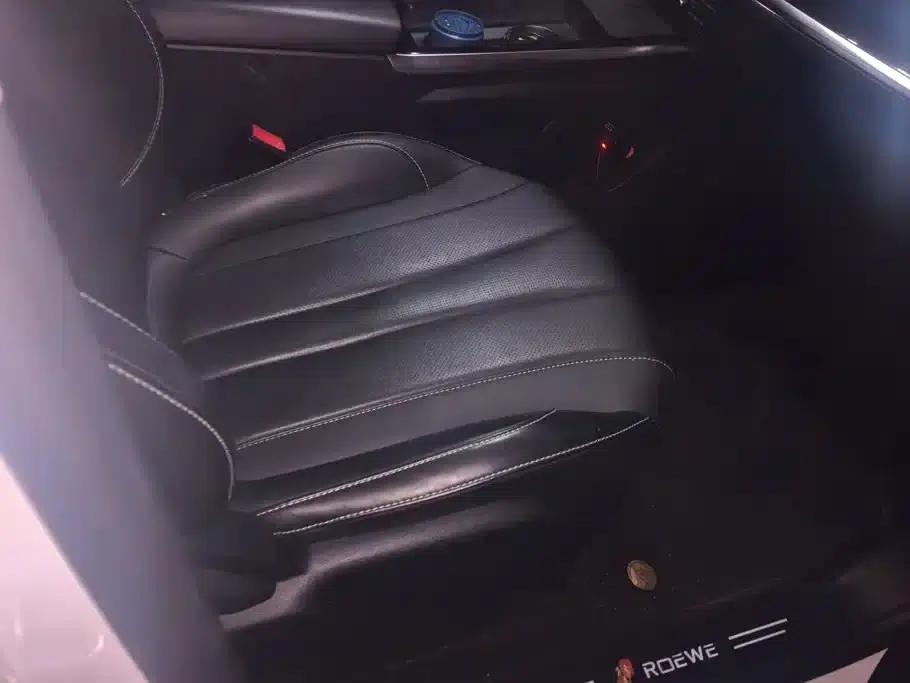 Roewe RX5 MAX 2022 1.5T Automatic Luxury Edition — миниатюра 8