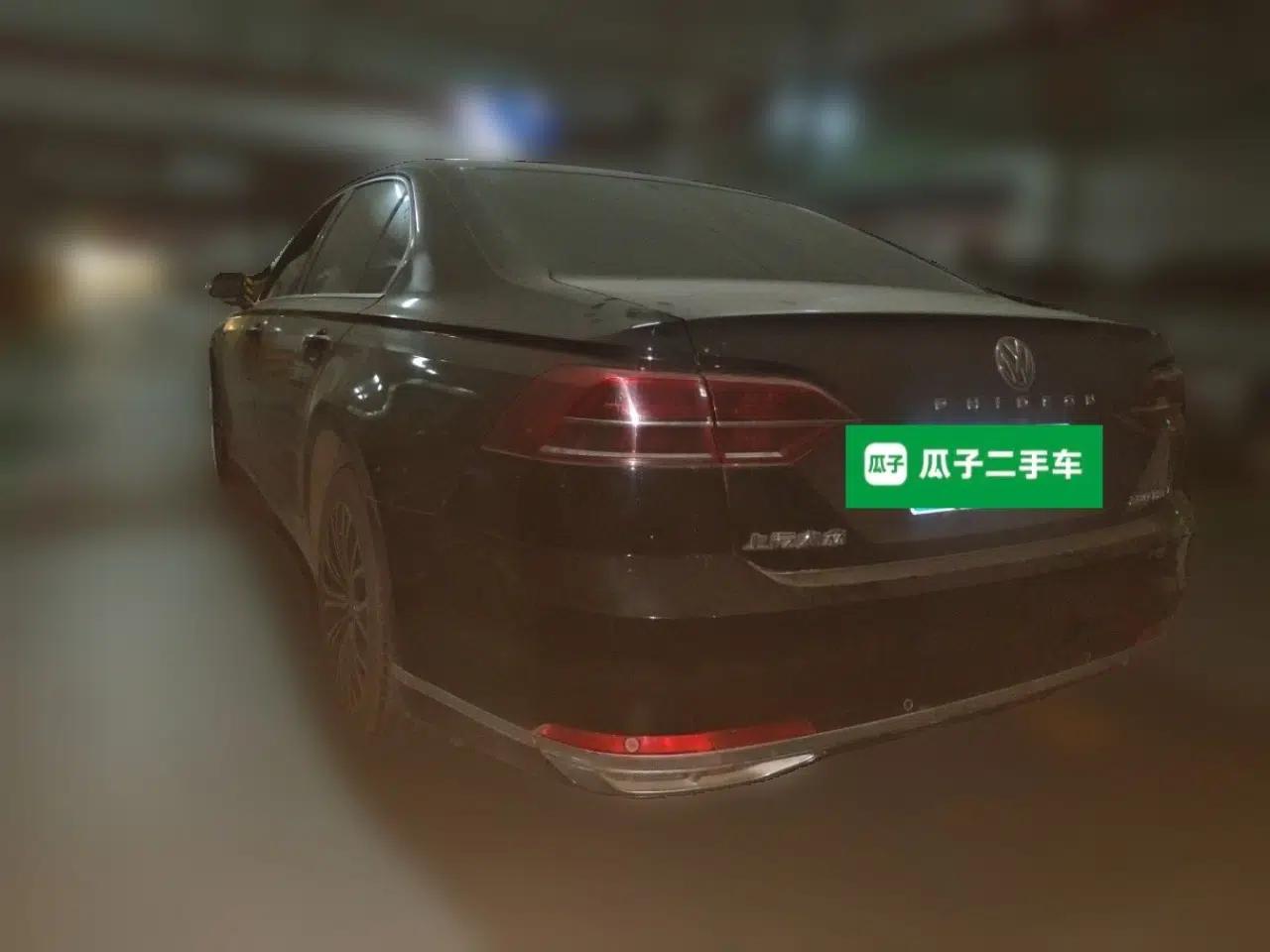 Volkswagen Phideon 2018 380TSI Two-Wheel Drive Business Edition — миниатюра 4