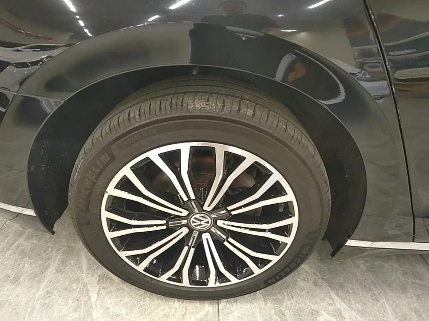 Volkswagen Phideon 2019 380TSI Two-Wheel Drive Business Edition China V Standard — миниатюра 11