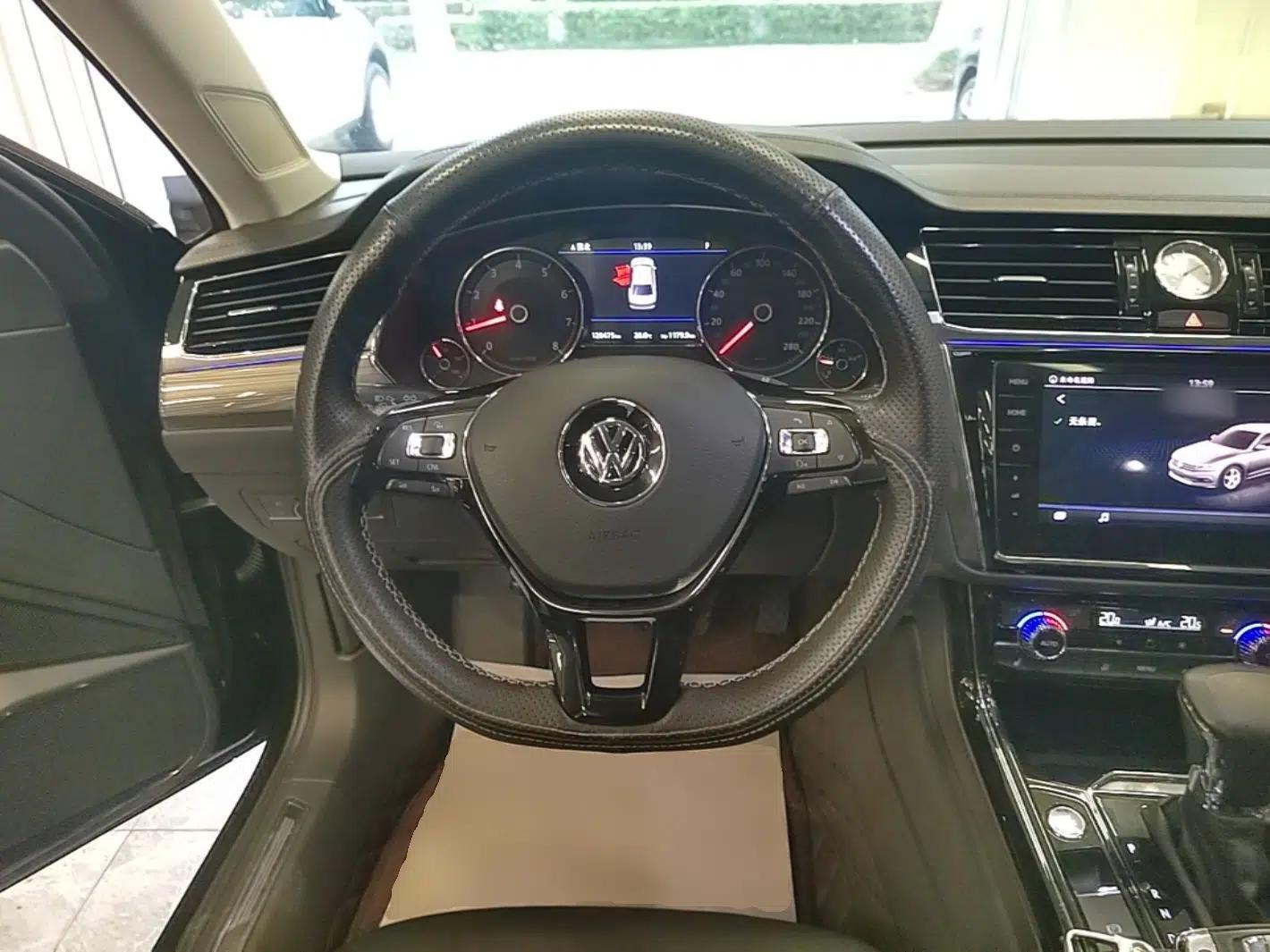 Volkswagen Phideon 2019 380TSI Two-Wheel Drive Business Edition China V Standard — миниатюра 13
