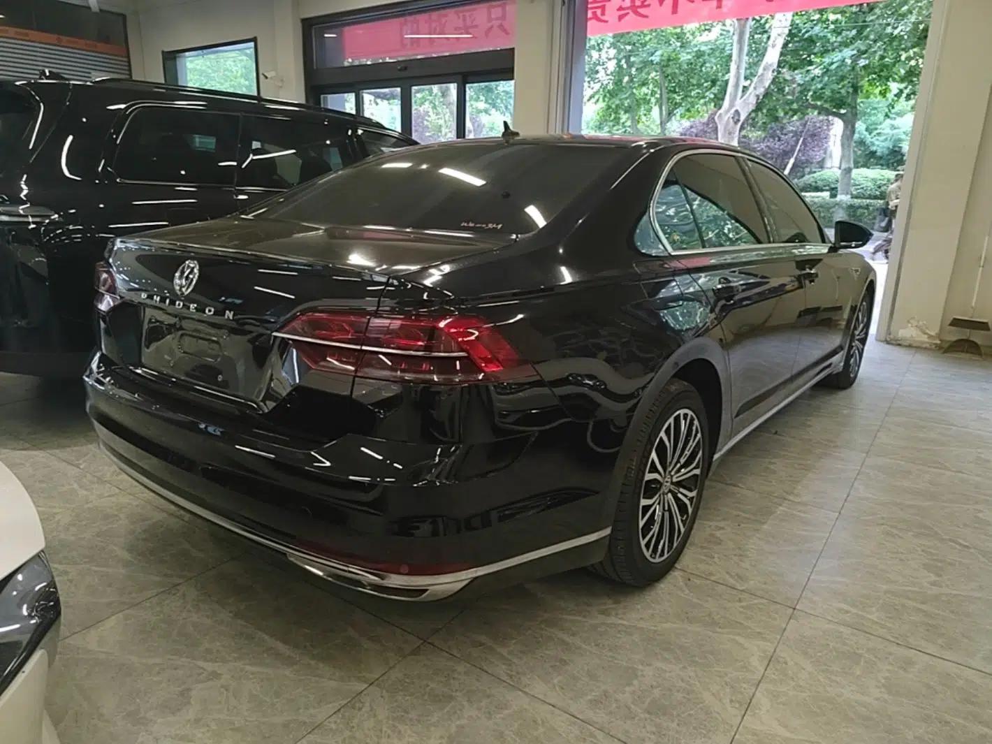 Volkswagen Phideon 2019 380TSI Two-Wheel Drive Business Edition China V Standard — миниатюра 6