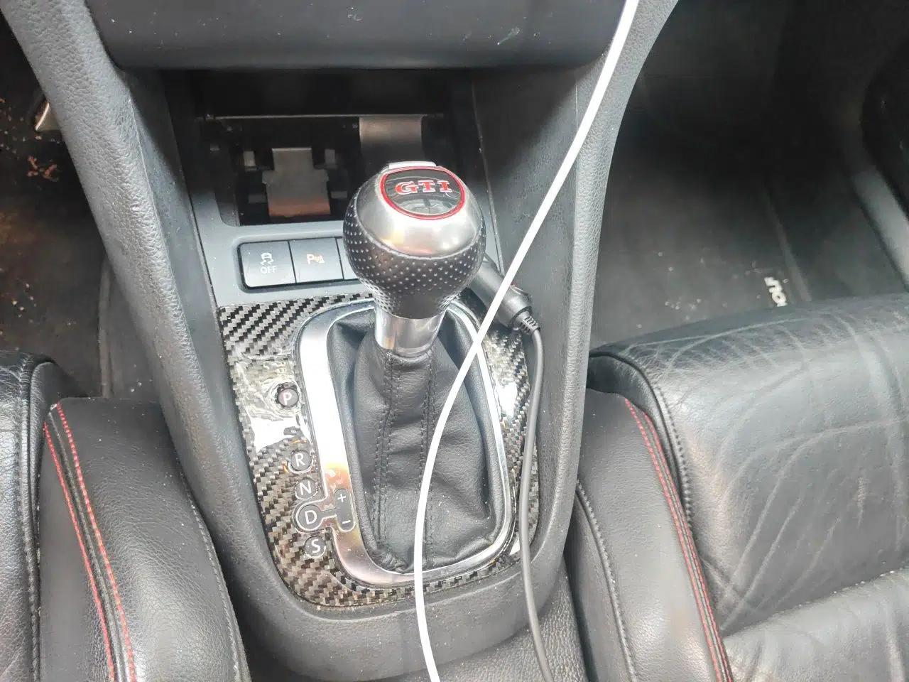 Volkswagen Golf GTI 2012 2.0 TSI GTI — миниатюра 14