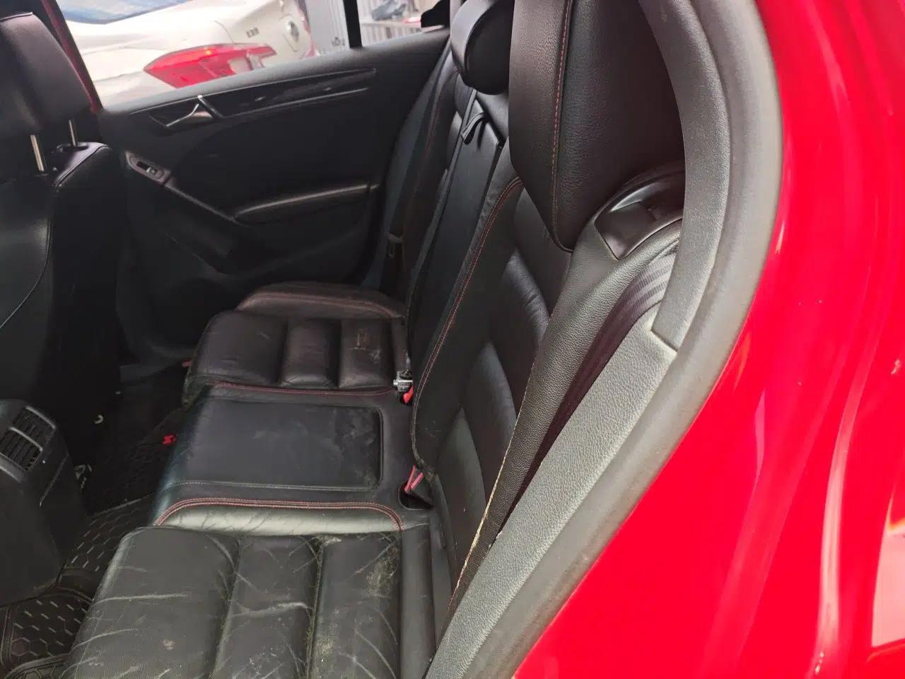 Volkswagen Golf GTI 2012 2.0 TSI GTI — миниатюра 17