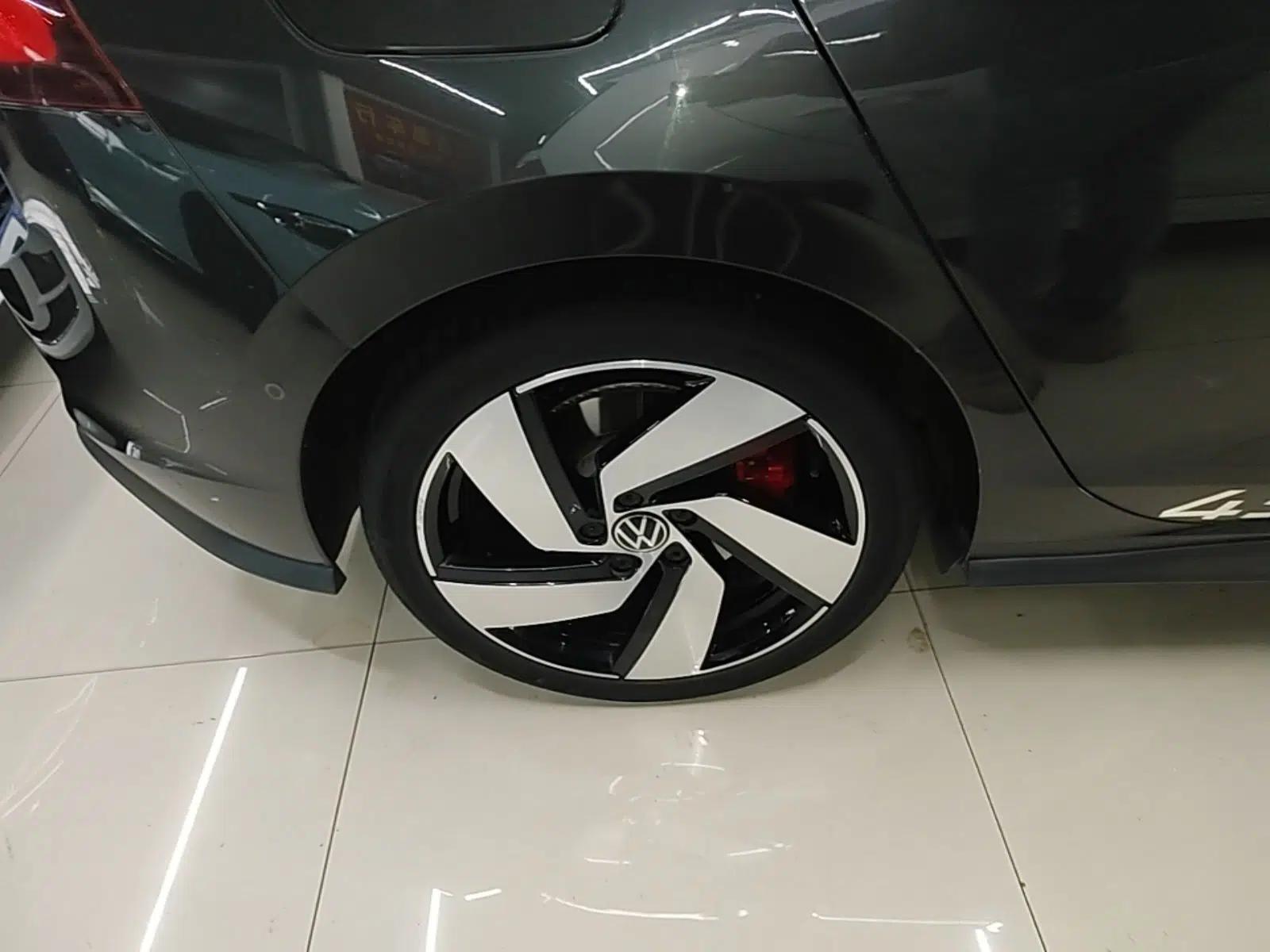 Volkswagen Golf GTI 2021 380TSI DSG GTI — миниатюра 11
