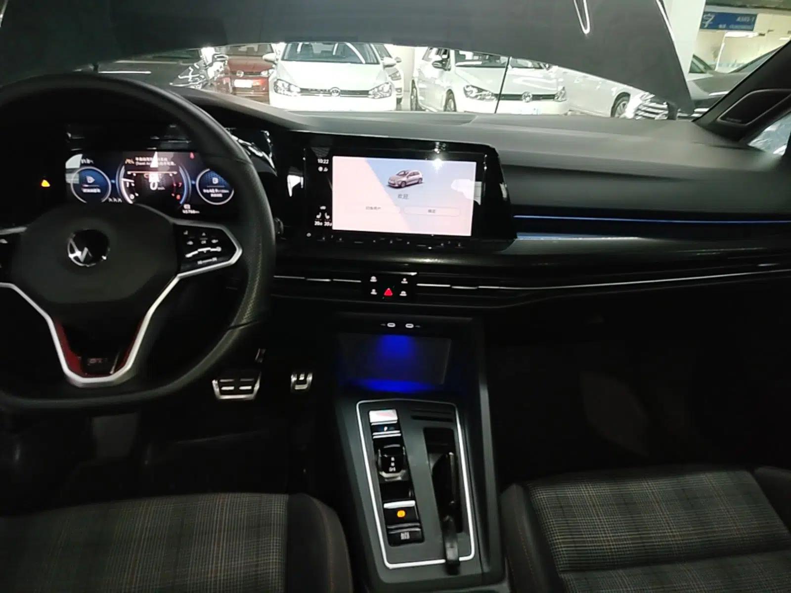 Volkswagen Golf GTI 2021 380TSI DSG GTI — миниатюра 15