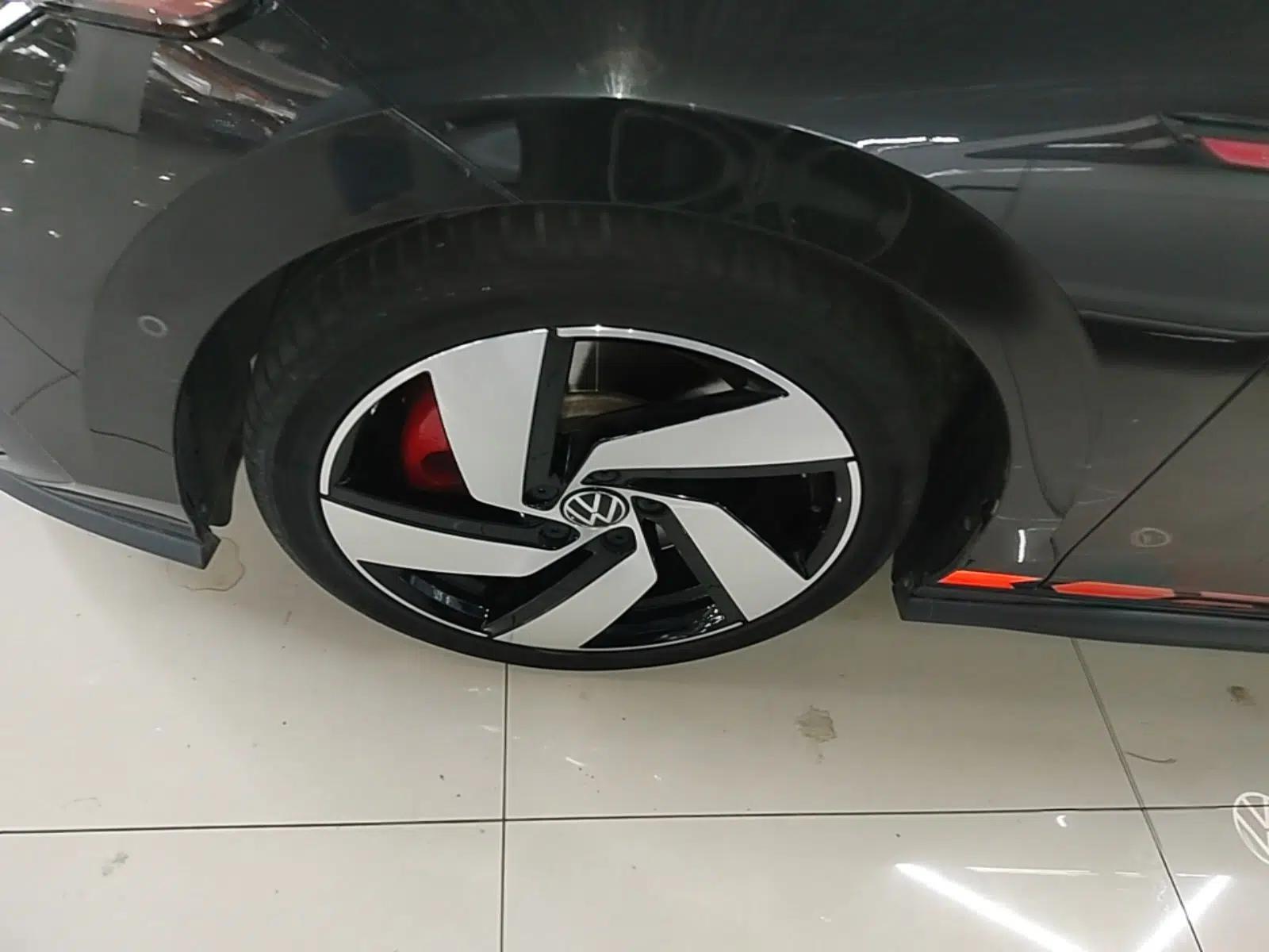 Volkswagen Golf GTI 2021 380TSI DSG GTI — миниатюра 10