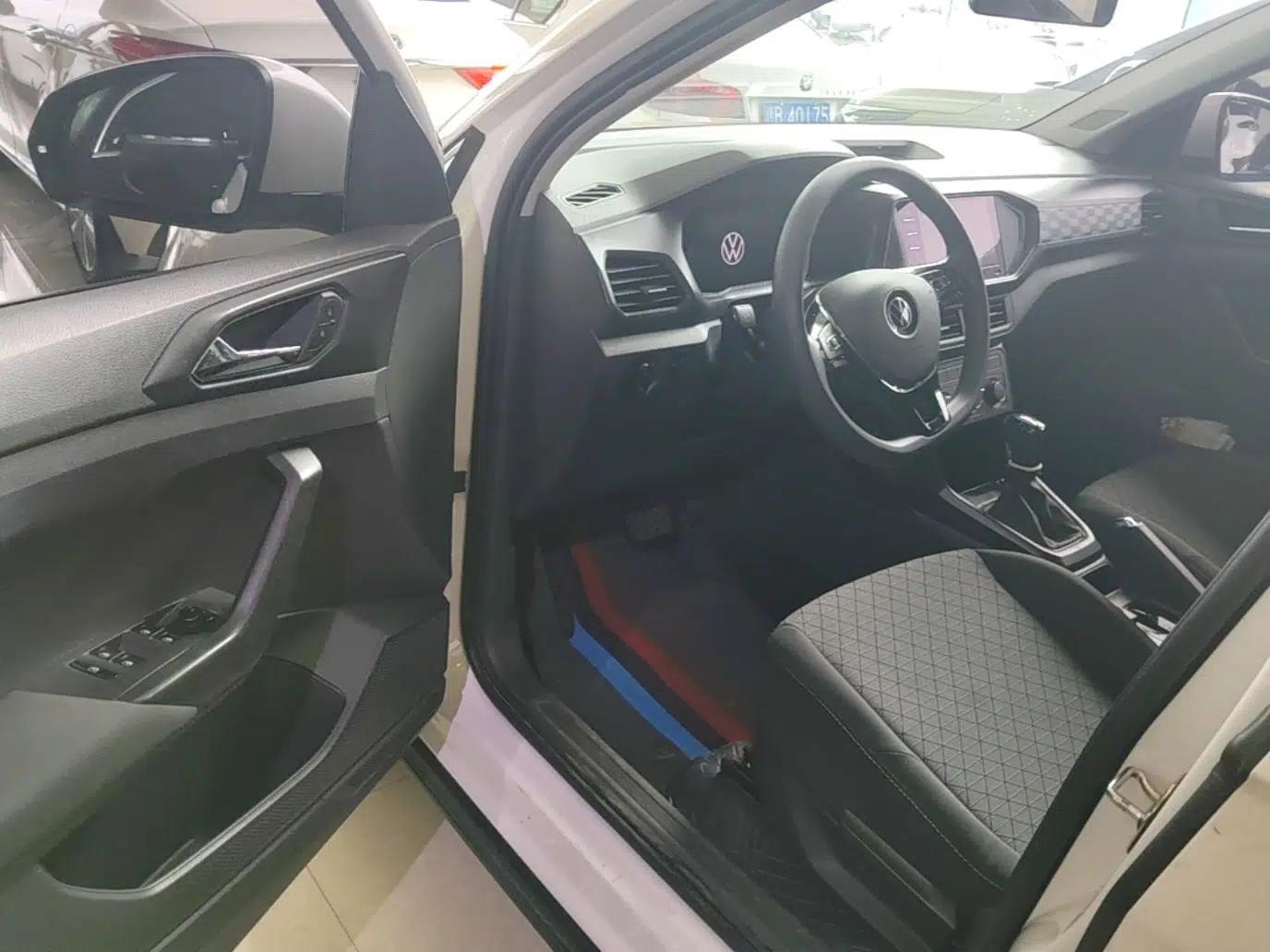 Volkswagen T-Cross 2022 1.5L Automatic Fashion Edition — миниатюра 18
