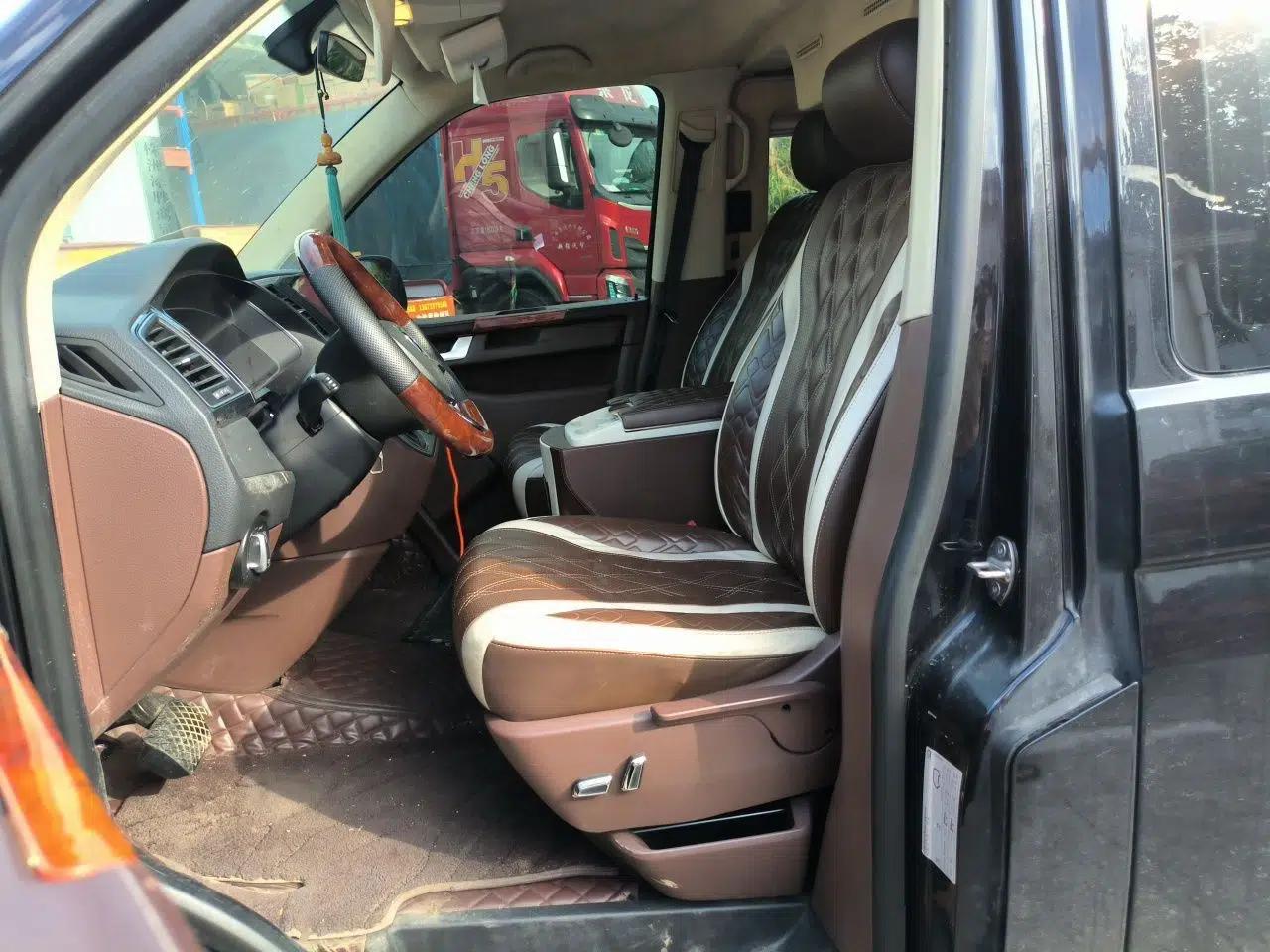 Volkswagen Caravelle 2018 2.0 TSI 4x4 Luxury Edition 7-Seater — миниатюра 15