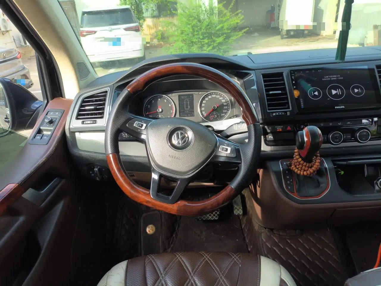 Volkswagen Caravelle 2018 2.0 TSI 4x4 Luxury Edition 7-Seater — миниатюра 10