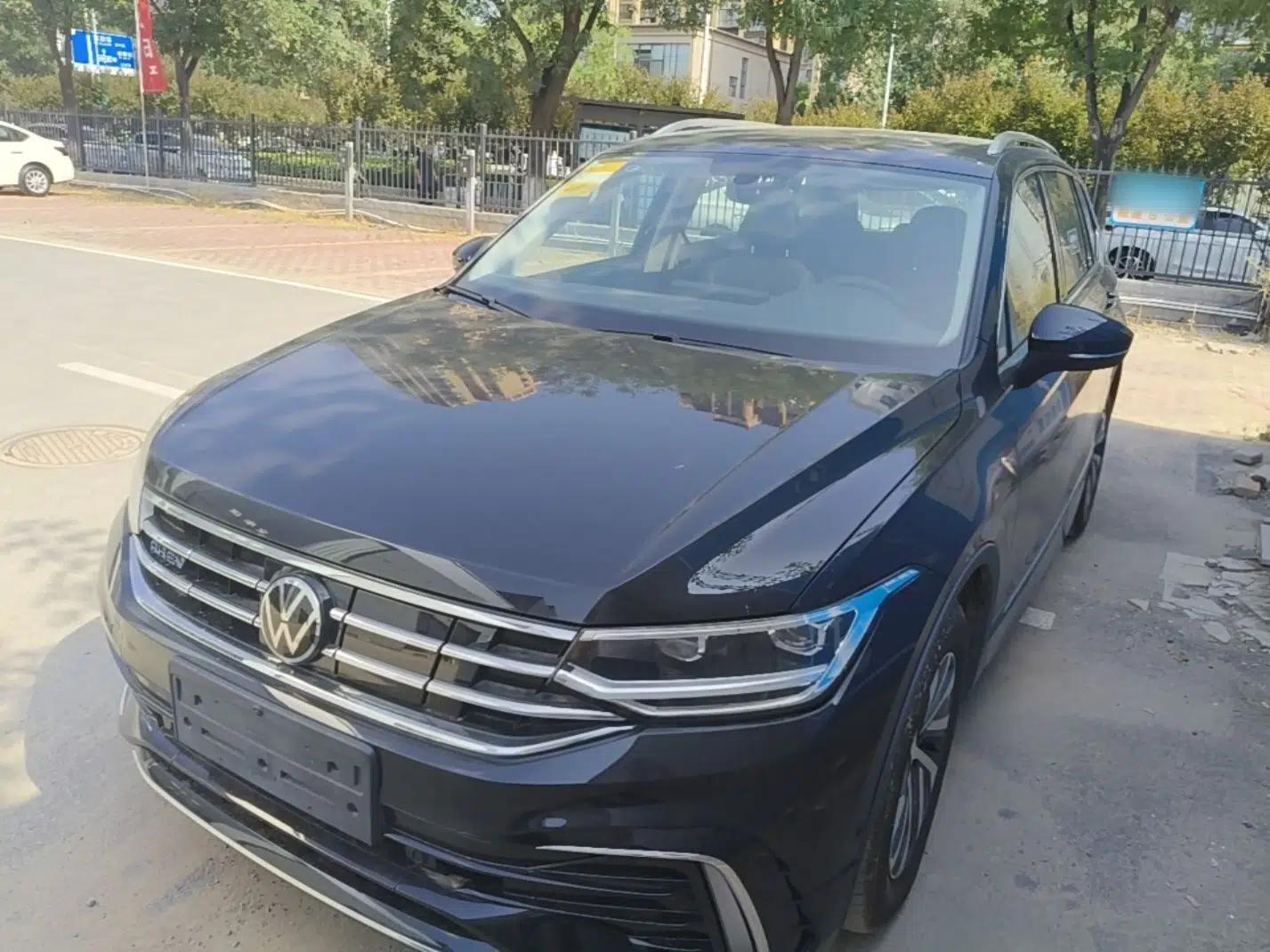 Volkswagen Tiguan L New Energy 2023 430 PHEV Plug-in Hybrid Prestige Edition — миниатюра 1