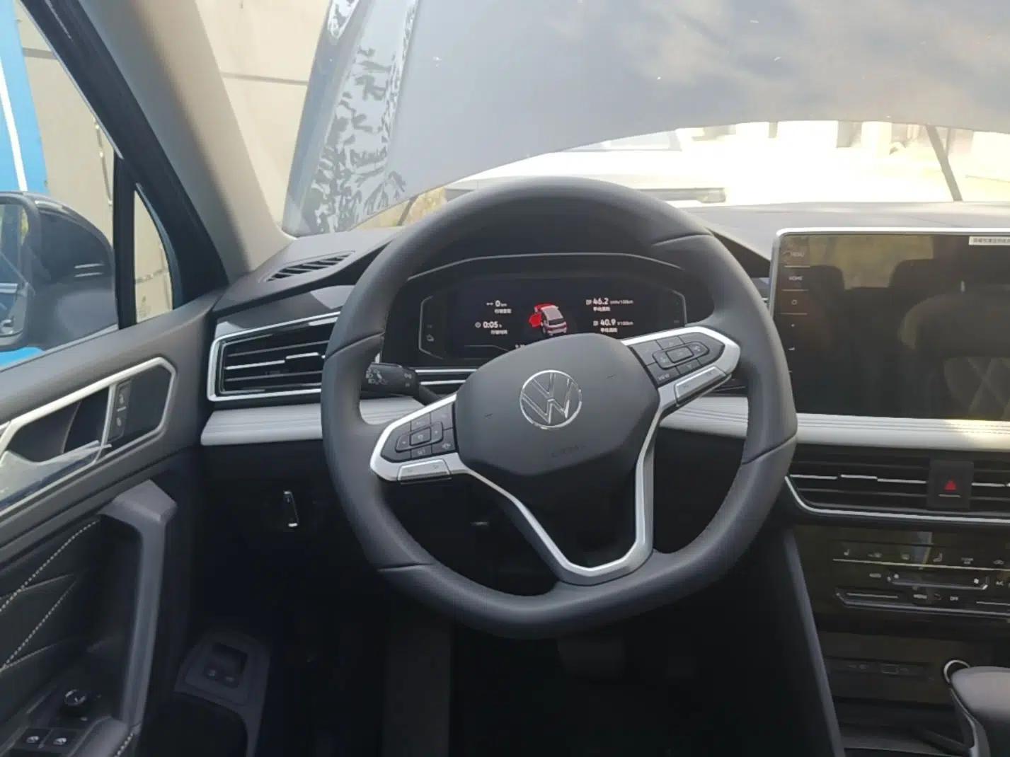 Volkswagen Tiguan L New Energy 2023 430 PHEV Plug-in Hybrid Prestige Edition — миниатюра 13