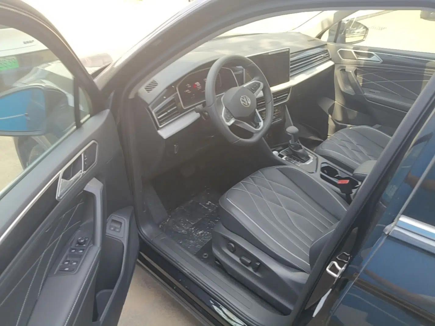 Volkswagen Tiguan L New Energy 2023 430 PHEV Plug-in Hybrid Prestige Edition — миниатюра 18