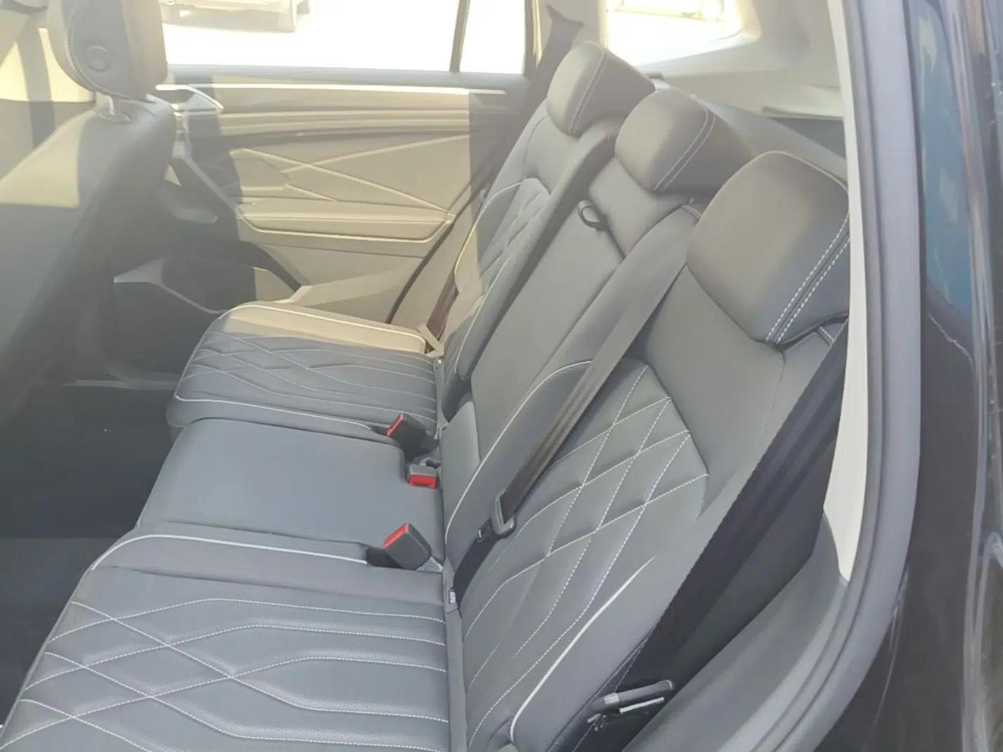 Volkswagen Tiguan L New Energy 2023 430 PHEV Plug-in Hybrid Prestige Edition — миниатюра 20