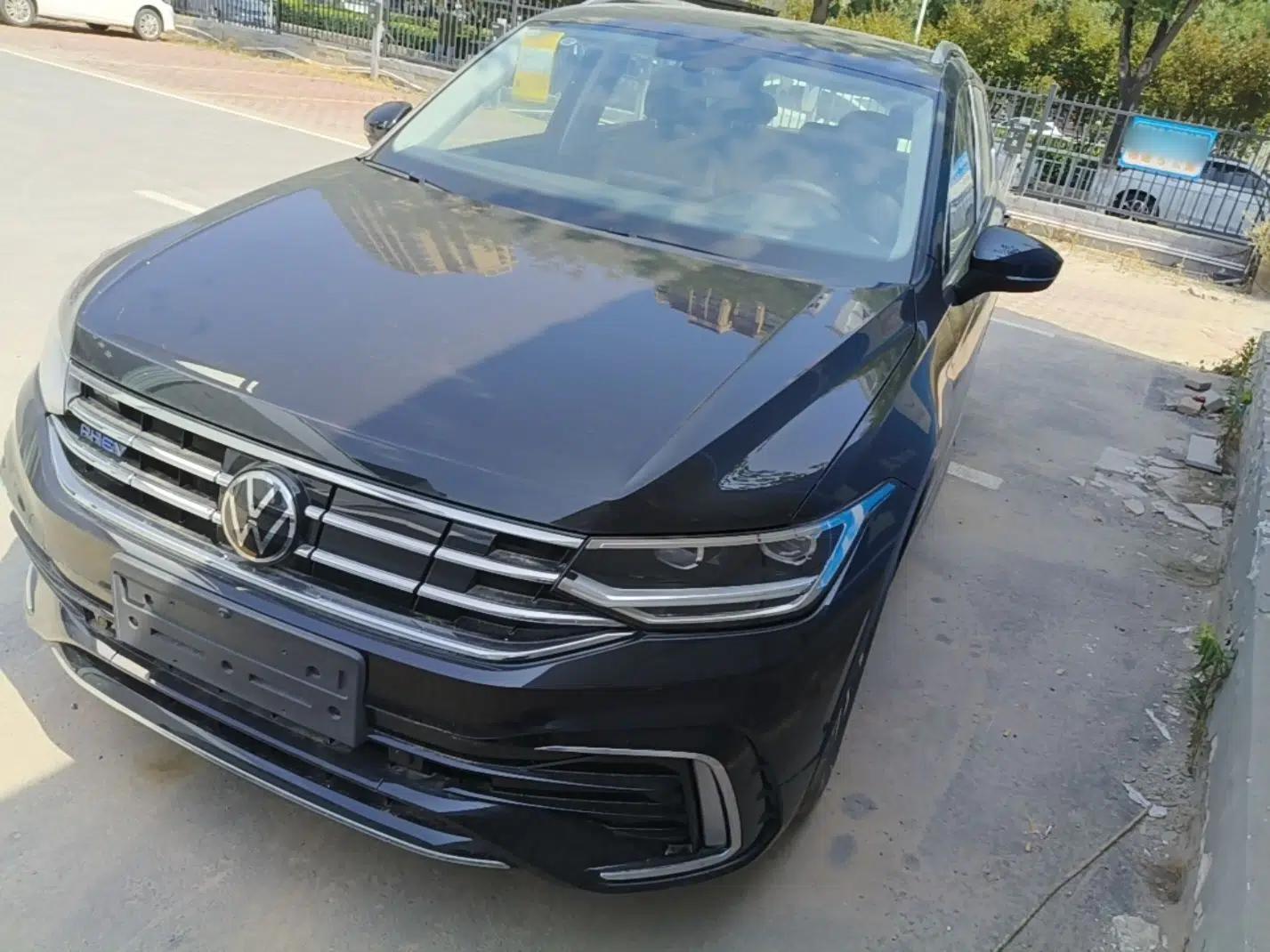 Volkswagen Tiguan L New Energy 2023 430 PHEV Plug-in Hybrid Prestige Edition — миниатюра 1