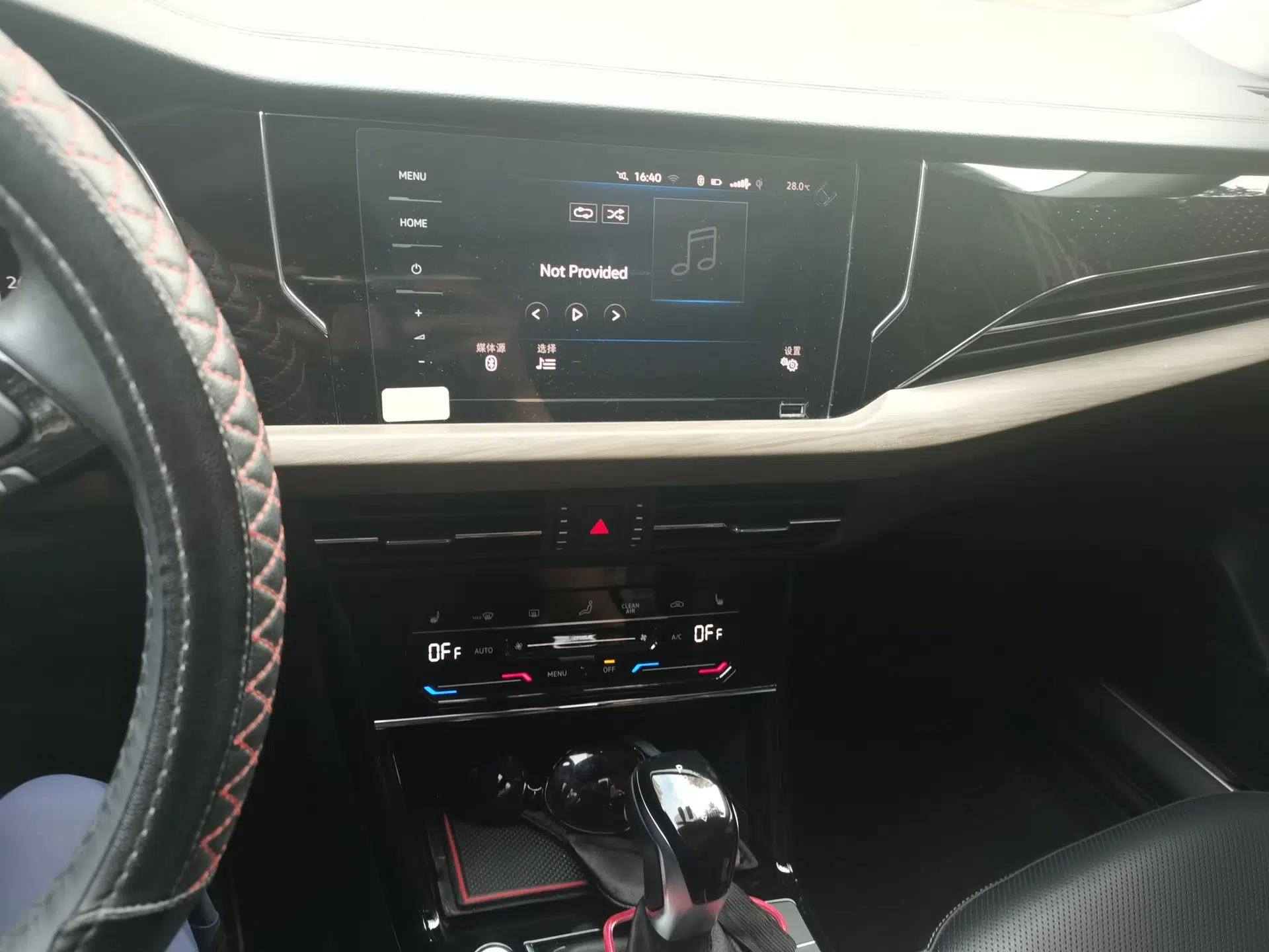 Volkswagen Passat New Energy 2020 430 PHEV Hybrid Luxury Edition China VI Standard — миниатюра 13