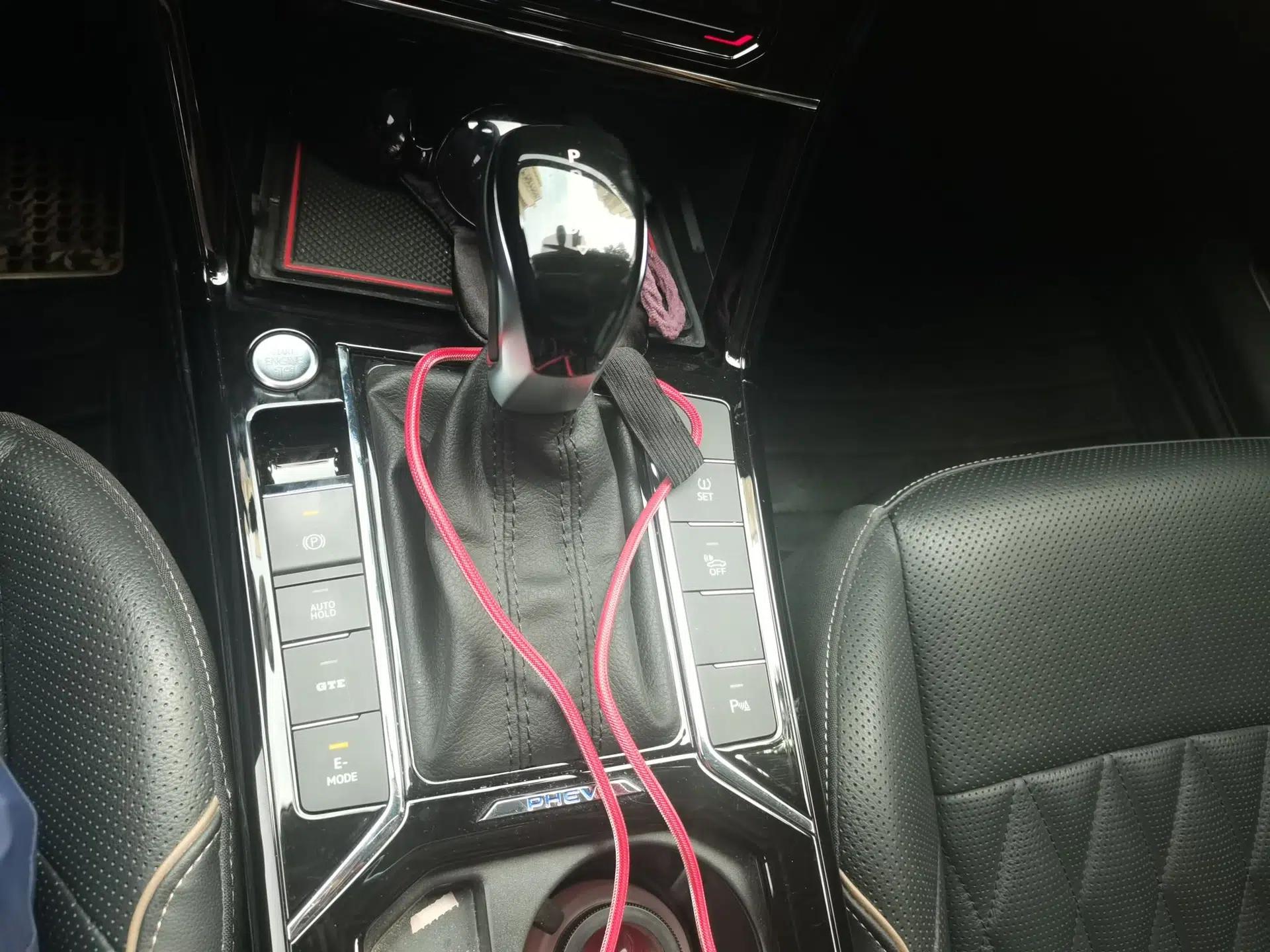 Volkswagen Passat New Energy 2020 430 PHEV Hybrid Luxury Edition China VI Standard — миниатюра 14
