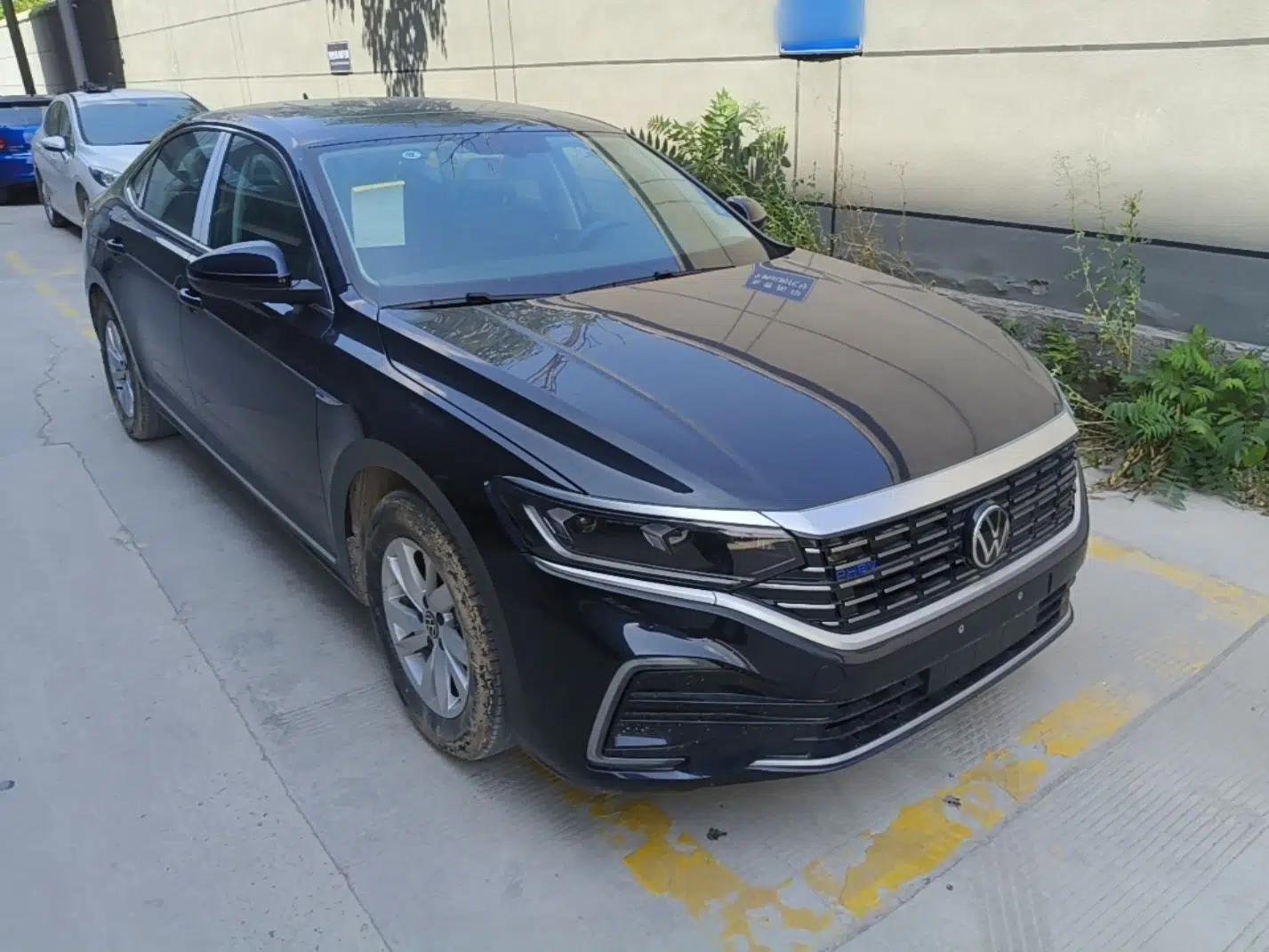 Volkswagen Passat New Energy 2025 430 PHEV Hybrid Business Edition — миниатюра 3