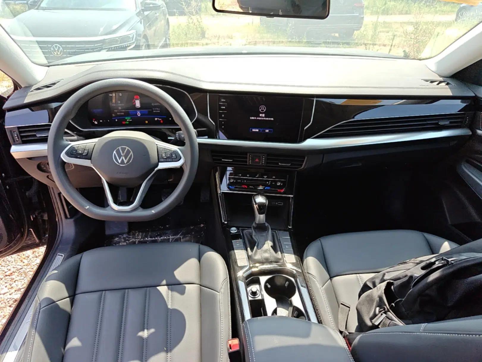 Volkswagen Passat New Energy 2025 430 PHEV Hybrid Business Edition — миниатюра 12