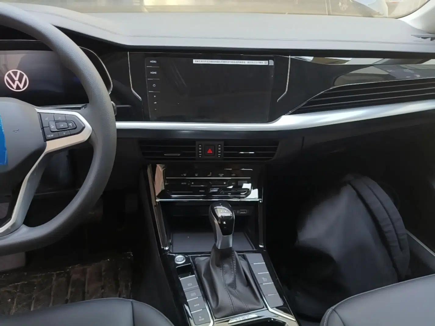 Volkswagen Passat New Energy 2025 430 PHEV Hybrid Business Edition — миниатюра 15