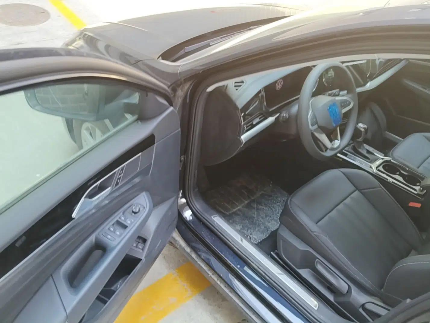 Volkswagen Passat New Energy 2025 430 PHEV Hybrid Business Edition — миниатюра 18