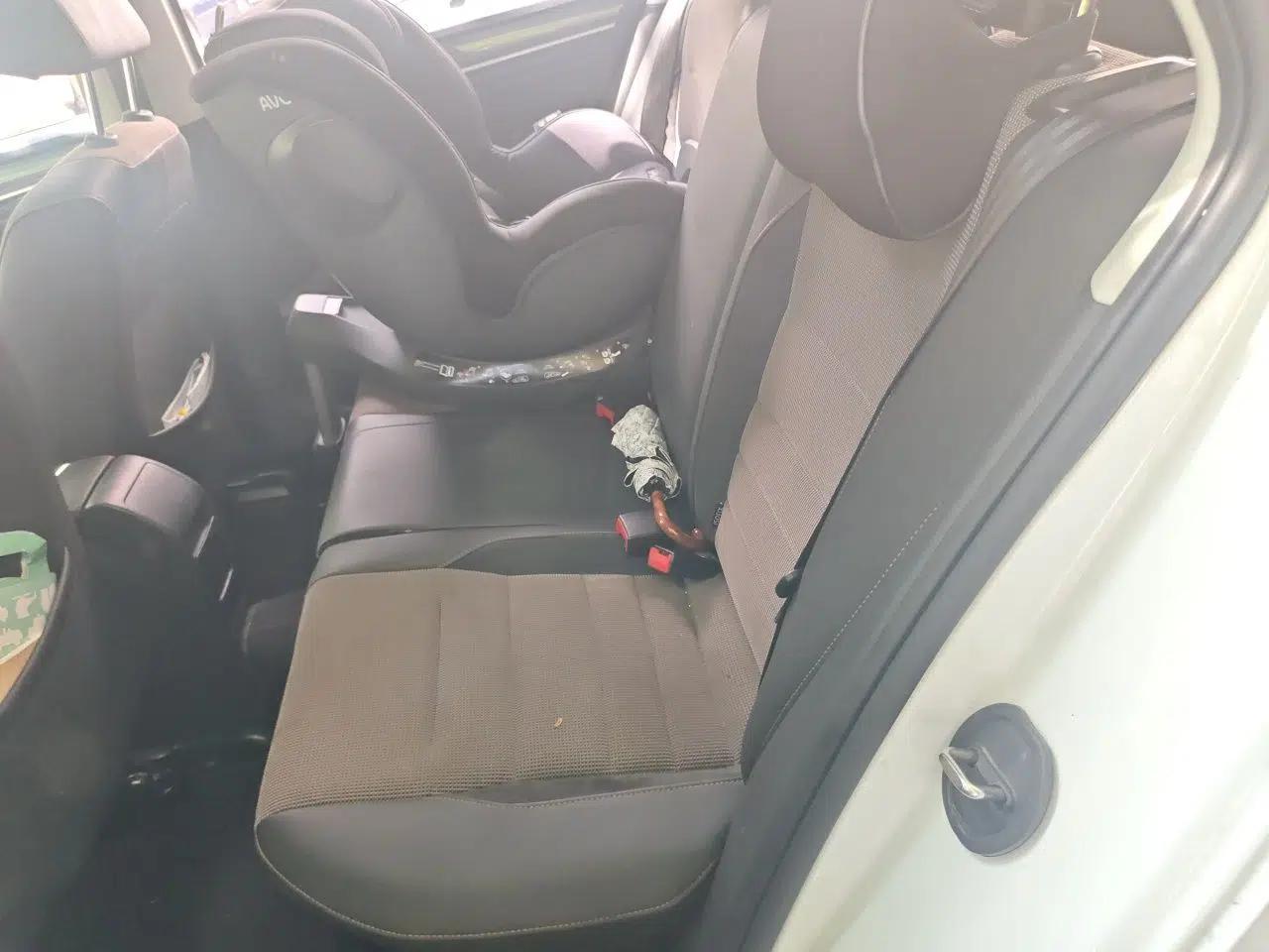 Volkswagen C-TREK 2017 230TSI DSG Comfort Version — миниатюра 17