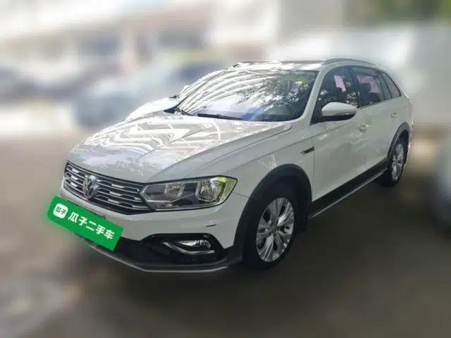 Volkswagen C-TREK 2017 230TSI DSG Comfort Version