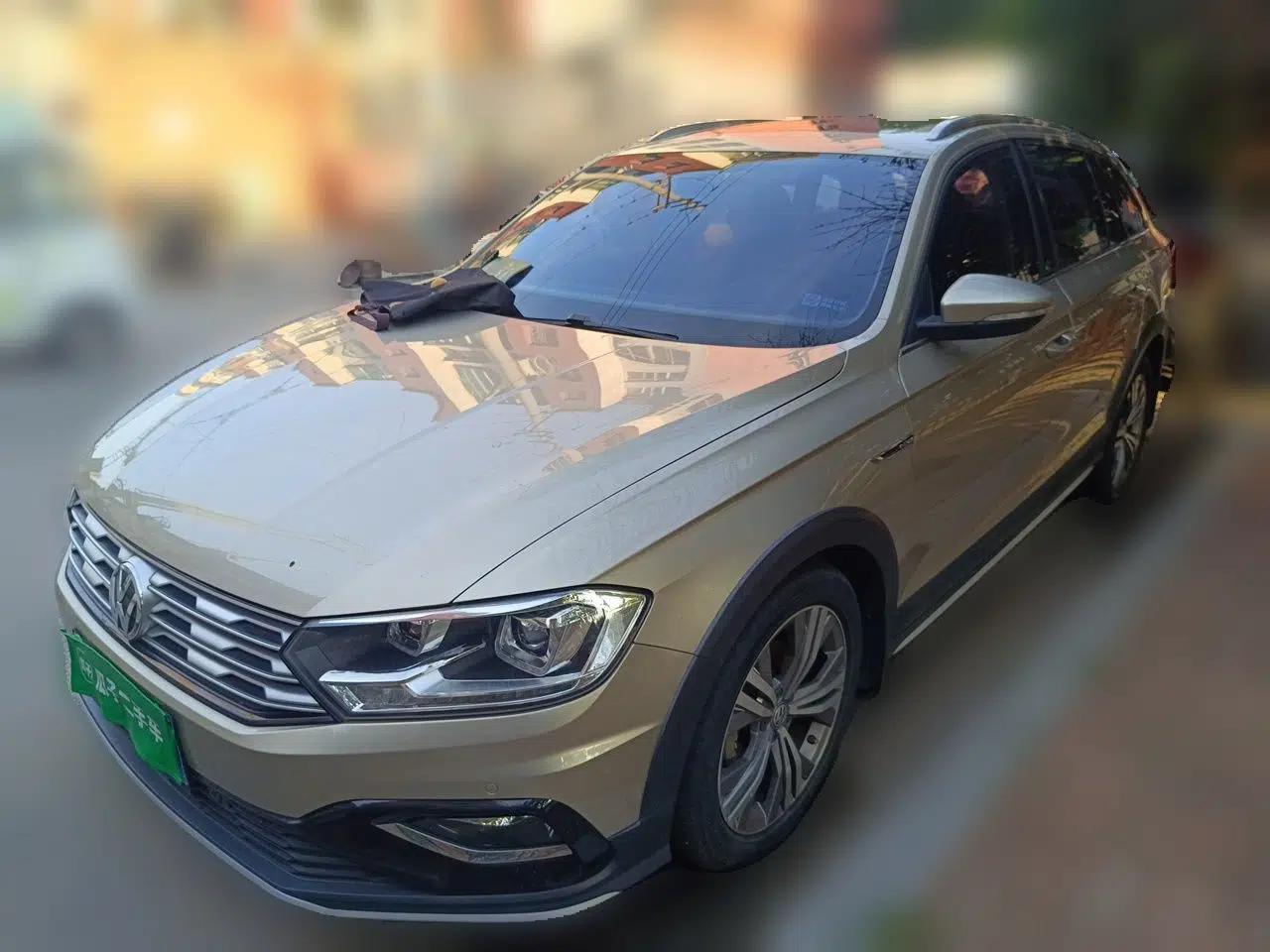 Volkswagen C-TREK 2018 1.5L Automatic Luxury Edition — миниатюра 1