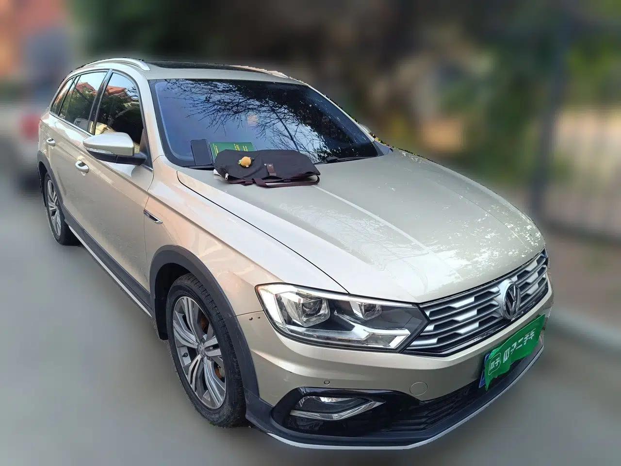 Volkswagen C-TREK 2018 1.5L Automatic Luxury Edition — миниатюра 3