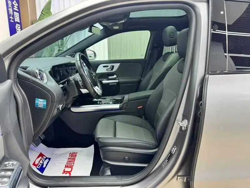 2021 Mercedes-Benz GLA AMG 35 4MATIC — миниатюра 17