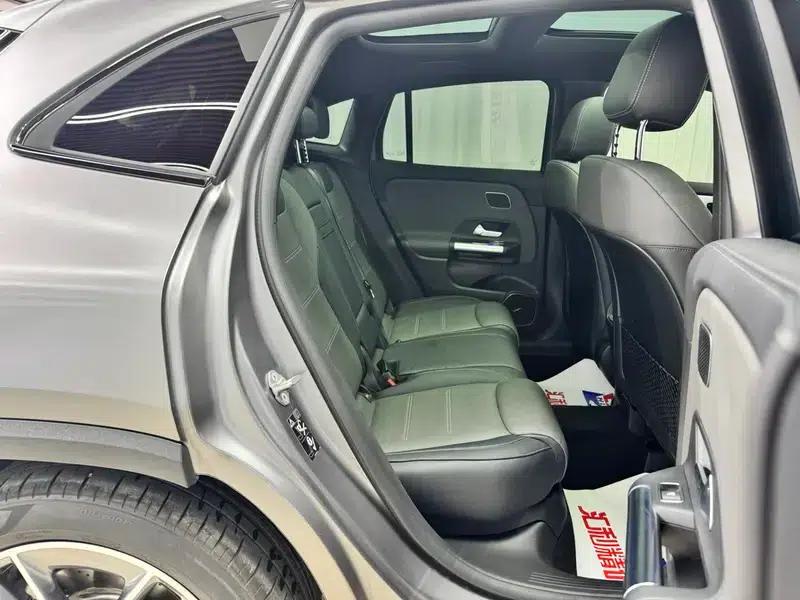 2021 Mercedes-Benz GLA AMG 35 4MATIC — миниатюра 24