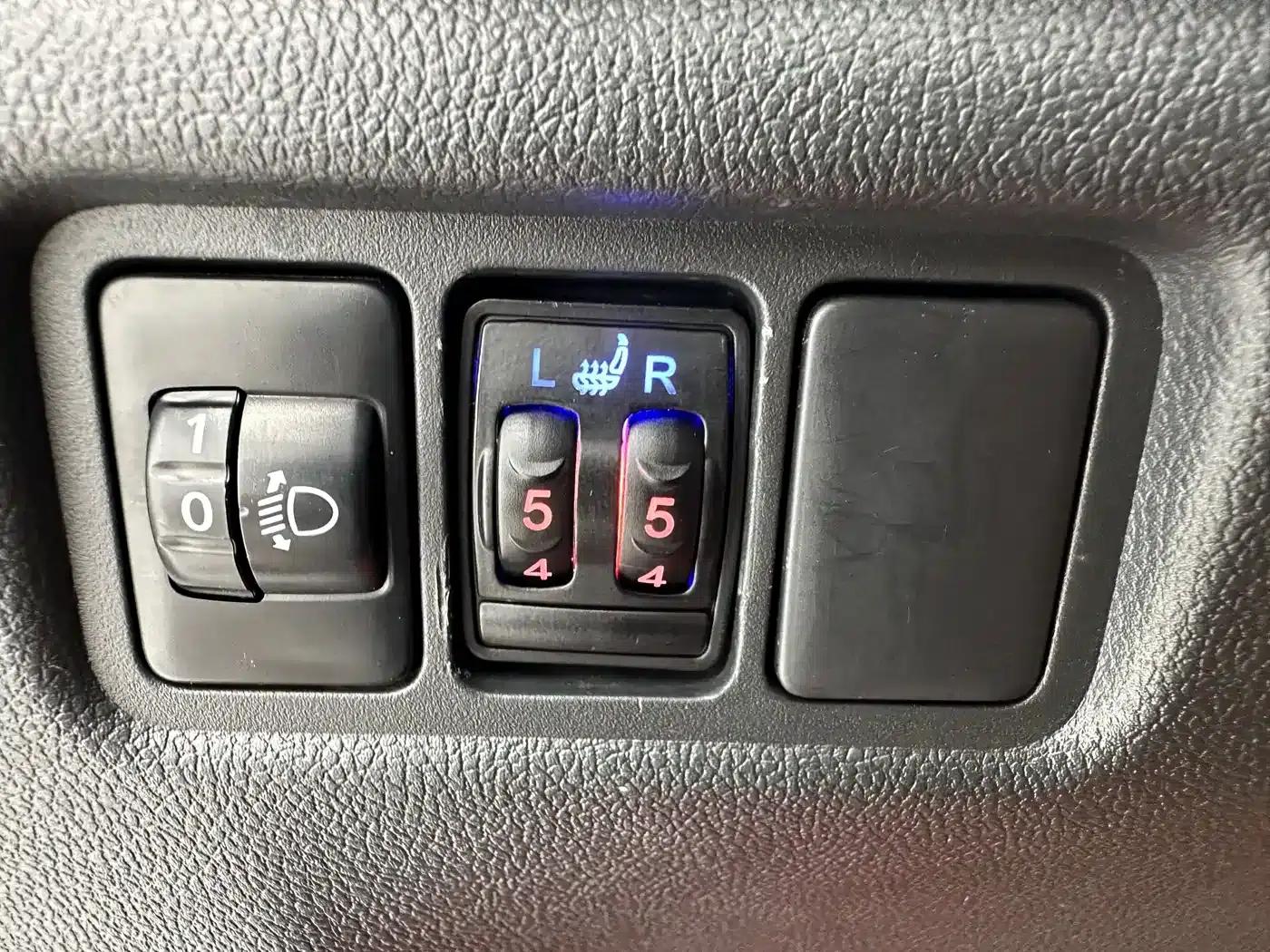 2020 ASX 2.0L CVT Dynamic Edition — миниатюра 13