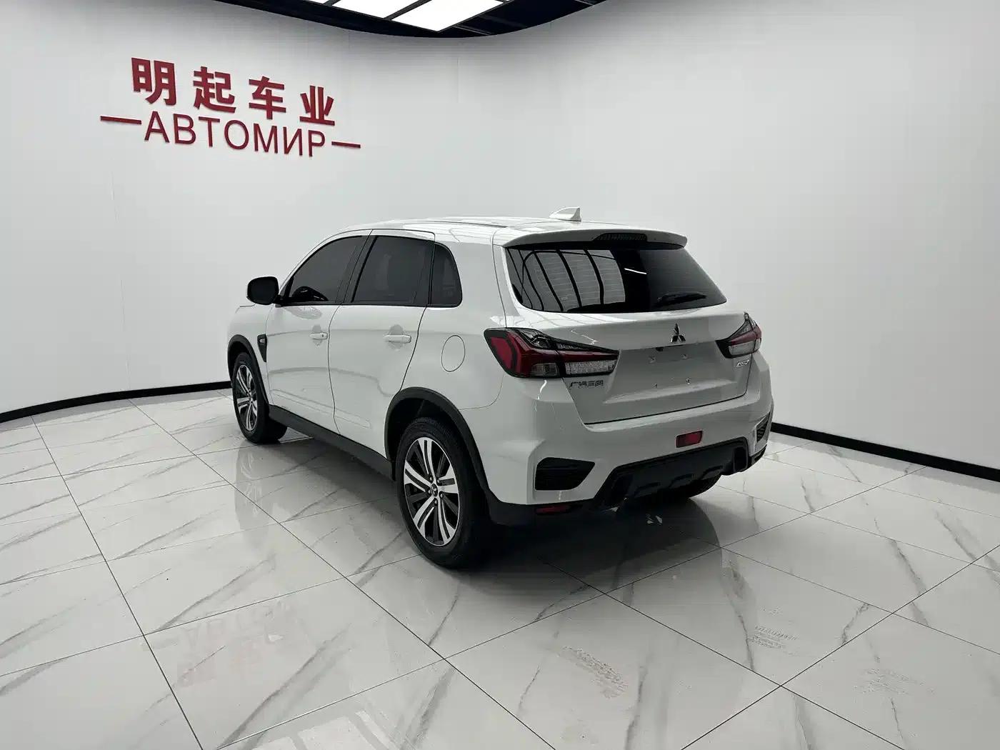 2020 ASX 2.0L CVT Dynamic Edition — миниатюра 8
